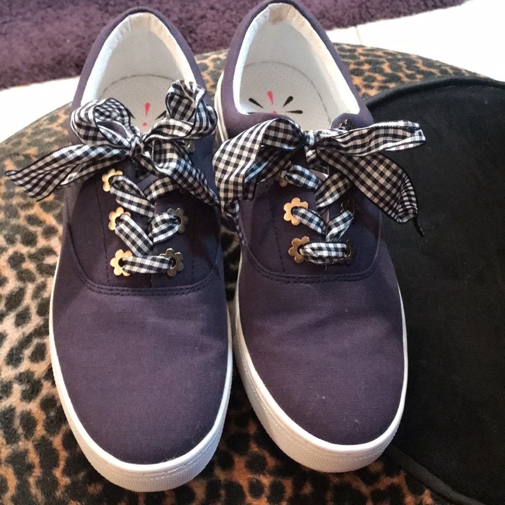 Isaac Mizrahi Live navy sneakers, like new! - Picture 5 of 6
